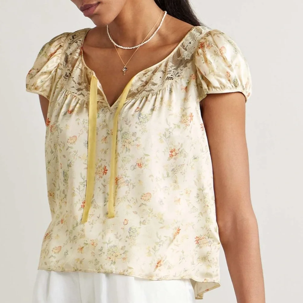 Doen Cream Floral Puff-Sleeve Blouse with Yellow Tie